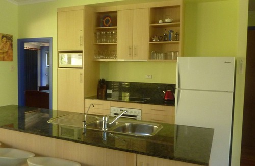 Rainbow Beach House | 8 Belle Court - Rainbow Shores. Close to beach. Wifi