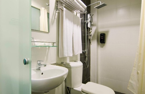 Taman Mount Austin Hotel | 8 Days Boutique Hotel @ Mount Austin JB