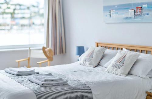 Dartmouth House | 8 Mayflower Court - Apartment with river views, parking and on the level