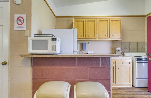 Lake Whitney Apartment | 8 Mi to Lake Whitney State Park: Quaint Studio!