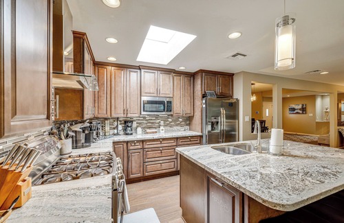 Raskin Estates House | 8 Mi to Old Town Scottsdale: Family Home!