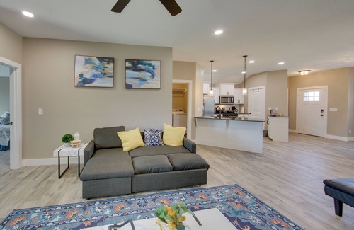 Lindale House | 8 Mi to State Park: Home w/Fenced Yard in Lindale