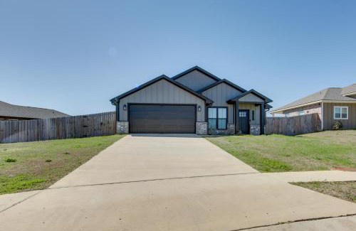 Lindale House | 8 Mi to State Park Home with Fenced Yard in Lindale