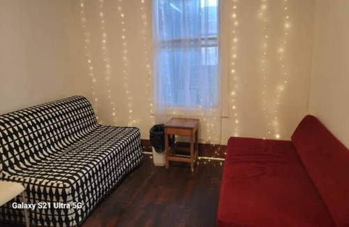 Montreal Apartment | 8 minutes from Airport