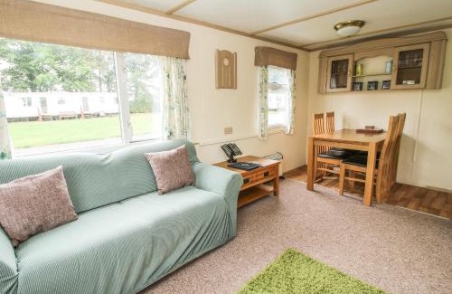 Much Wenlock House | 8 Old Orchard