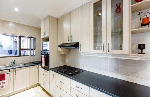 Umtentweni Apartment | 8 On Eagle Self Catering Apartment