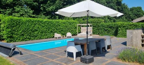 Winssen Apartment | 8 person apartment with heated swimmingpool Hoek van Winssen