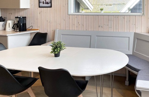 Hvidbjerg Strand House | 8 person holiday home in Børkop-By Traum