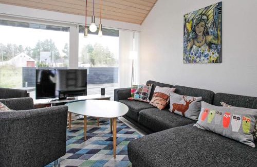 Tranum House | 8 person holiday home in Brovst-By Traum