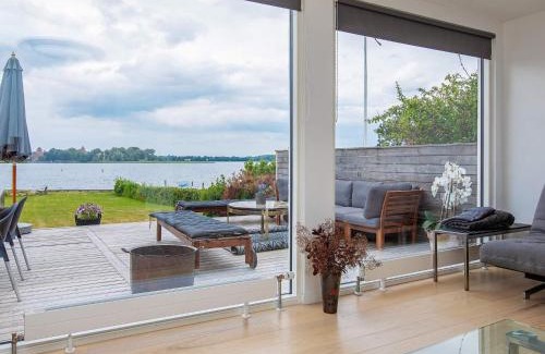Praesto House | 8 person holiday home in Præstø