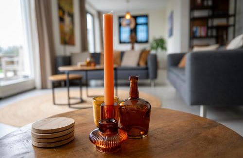 Roelofarendsveen Villa | 8 persons waterfront Villa