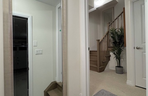 Gormley House | 8 Queen Beds - Ivylea Refined Luxury Estates in Richmond Hill