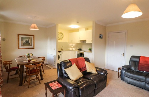 Killarney Cottage | 8 SCRAHAN PLACE, family friendly in Killarney, County Kerry