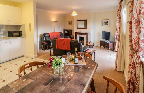 Killarney Cottage | 8 SCRAHAN PLACE, family friendly in Killarney, County Kerry