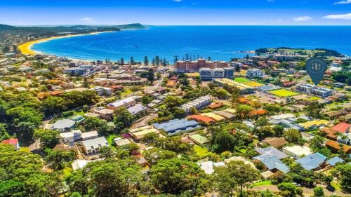 Terrigal House | #8 The Ash Apartments Close To Beach Accom Holidays