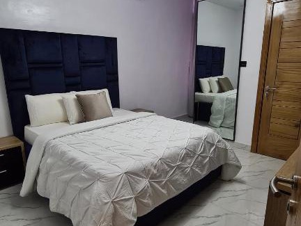 Lekki Phase 1 Apartment | 8 units of exquisitely furnished apartments 1 bedroom, 2 and 3 bedrooms