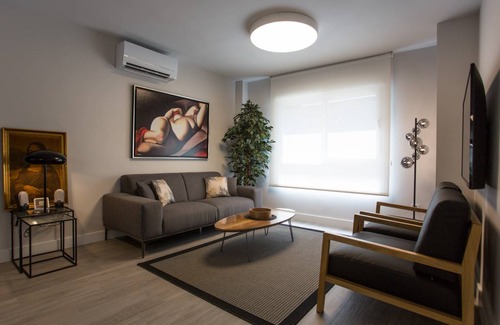 Explanada de la Estacion Apartment | 80 m² Apartment ∙ 2 bedrooms ∙ 4 guests