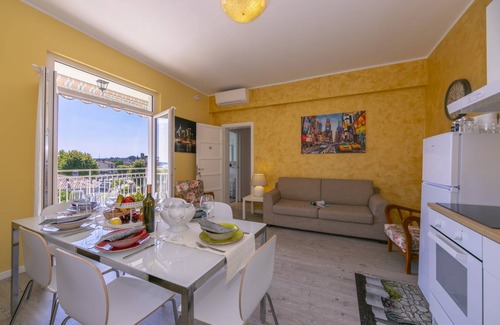 Desenzano del Garda Apartment | 80 m² Apartment ∙ 3 bedrooms ∙ 6 guests