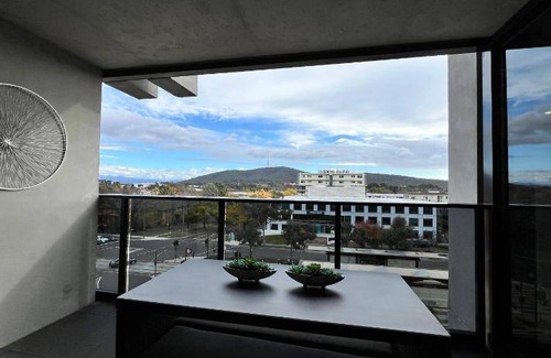 Braddon Apartment | 80 m² Apartment ∙ 2 bedrooms ∙ 6 guests