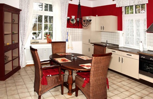 Bad Pyrmont Apartment | 80 m² Apartment ∙ 1 bedroom ∙ 3 guests