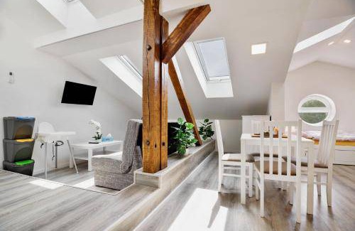Decin Apartment | 80 m² Apartment ∙ 2 bedrooms ∙ 10 guests