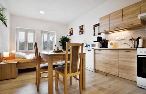 Decin Apartment | 80 m² Apartment ∙ 2 bedrooms ∙ 10 guests