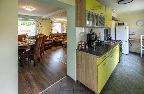 Glogowek Apartment | 80 m² Apartment ∙ 2 bedrooms ∙ 4 guests