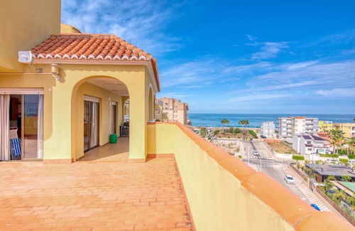 Xeraco Beach Apartment | 80 m² Apartment ∙ 3 bedrooms ∙ 7 guests