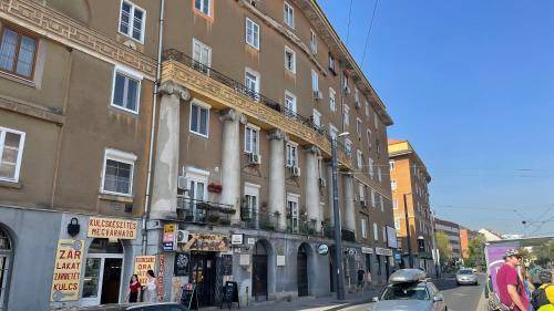 Ujlak Apartment | 80 m² Apartment ∙ 3 bedrooms ∙ 7 guests