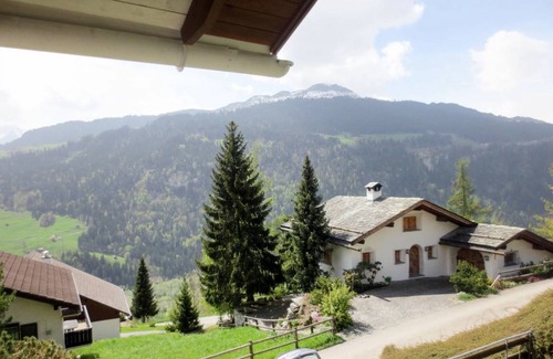 Ruschein Apartment | 80 m² Apartment ∙ 3 bedrooms ∙ 5 guests