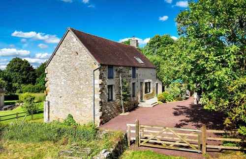Joue-du-Plain Cottage | 80 m² Cabin ∙ 2 bedrooms ∙ 4 guests