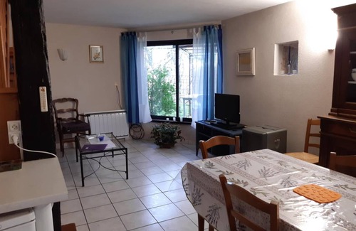 Taix House | 80 m² Gîte ∙ 2 bedrooms ∙ 5 guests