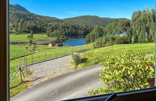 Grimsland House | 80 m² House ∙ 1 bedroom ∙ 4 guests