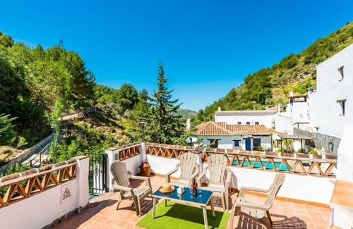 Competa House | 80 m² House ∙ 2 bedrooms ∙ 4 guests