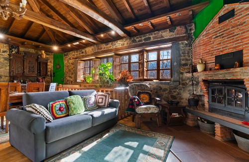 Santo Adriano House | 80 m² House ∙ 2 bedrooms ∙ 6 guests