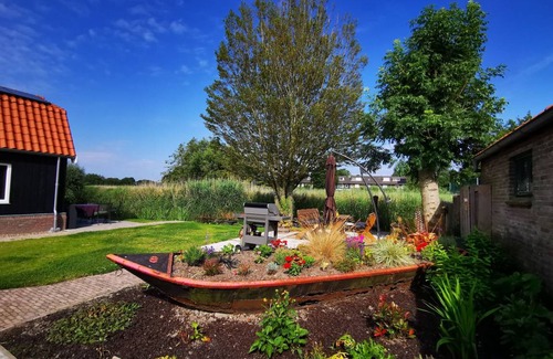 Alkmaar House | 80 m² House ∙ 2 bedrooms ∙ 5 guests