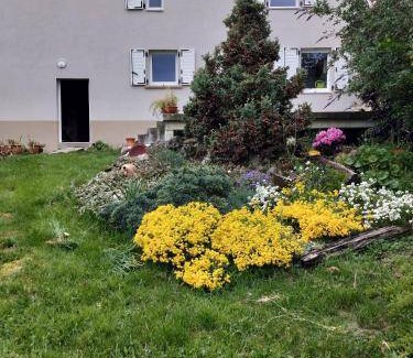Bining House | 80 m² House ∙ 2 bedrooms ∙ 5 guests