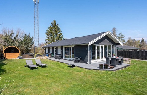 Dronningmolle House | 81 m² House ∙ 3 bedrooms ∙ 5 guests