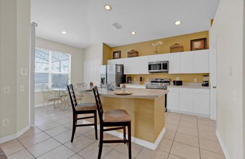 Windsor Palms House | 8190 Fan Palm