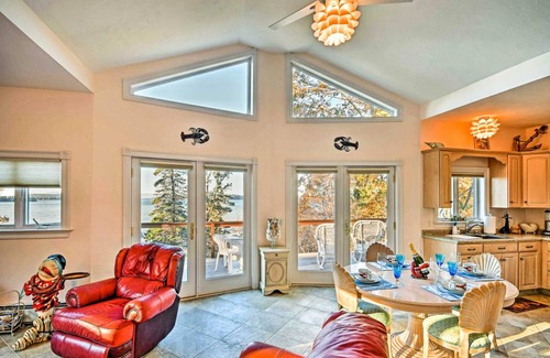 East Sullivan Cottage | 83 m² Cabin ∙ 2 bedrooms ∙ 4 guests