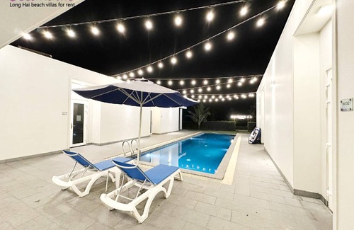 Long Hai Villa | 837 m² Villa ∙ 5 bedrooms ∙ 18 guests