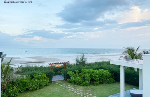 Long Hai Villa | 837 m² Villa ∙ 5 bedrooms ∙ 18 guests