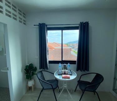 Kathu Apartment | 84 Bar & Guest House Room 5