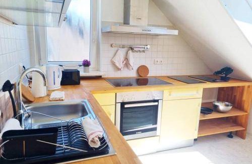 Dietzenbach Apartment | 84 m² Apartment ∙ 3 bedrooms ∙ 5 guests