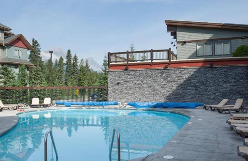 Canmore Resort | 84 m² Resort ∙ 2 bedrooms ∙ 7 guests