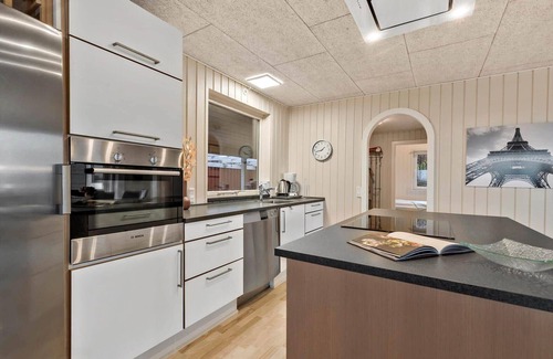 Egsmark Strand House | 84201 Ebeltoft - Sardinvej 10