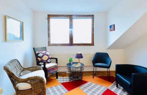 Stuwerviertel Apartment | 85 m² Apartment ∙ 3 bedrooms ∙ 6 guests