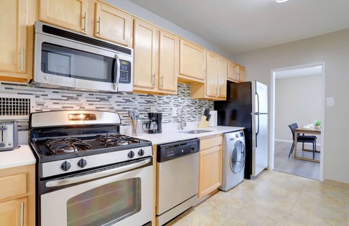 Crystal City Apartment | 85 m² Apartment ∙ 1 bedroom ∙ 4 guests