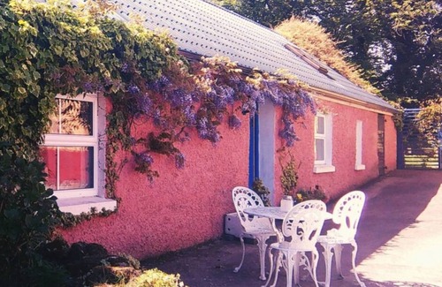 County Cavan Cottage | 85 m² Cabin ∙ 2 bedrooms ∙ 5 guests