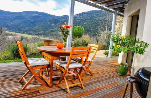 Greffeil House | 85 m² Gîte ∙ 2 bedrooms ∙ 4 guests